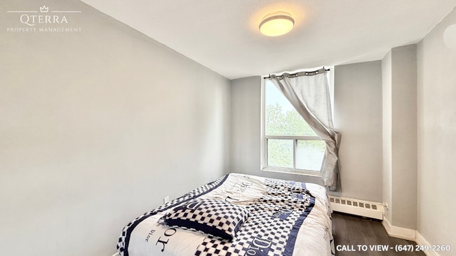 Building Photo - 3120 Kirwin Av