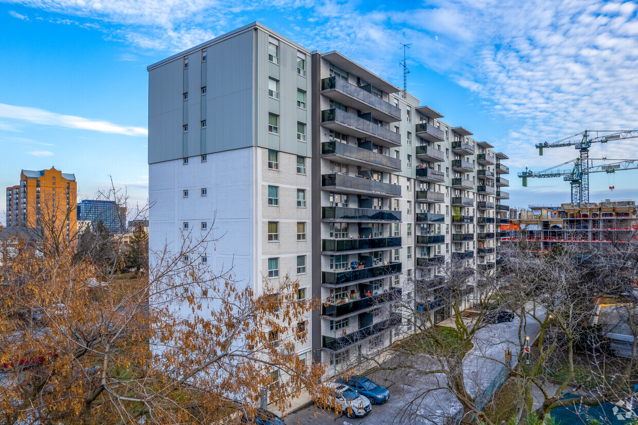 Primary Photo - Embassy Apartment