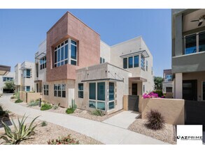 Building Photo - 9001 E San Victor Dr