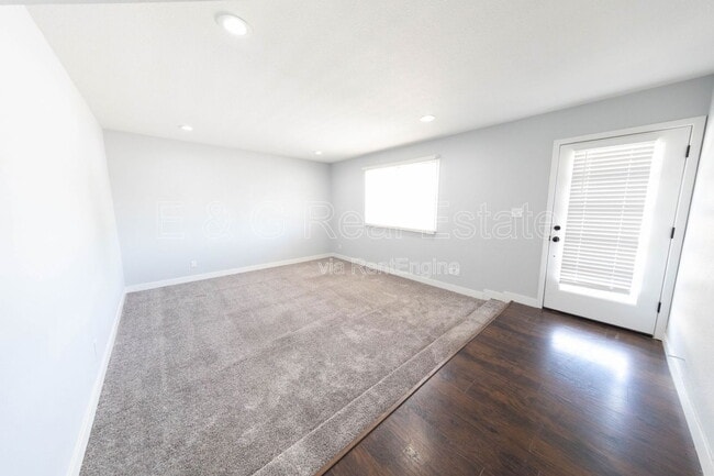 Building Photo - 2144 S Los Feliz Dr