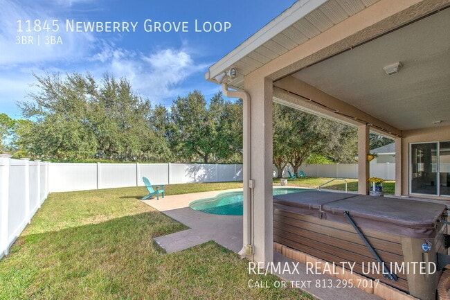 Building Photo - 11845 Newberry Grove Loop