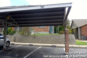 Foto del edificio - 151 Chapel Hill Cir