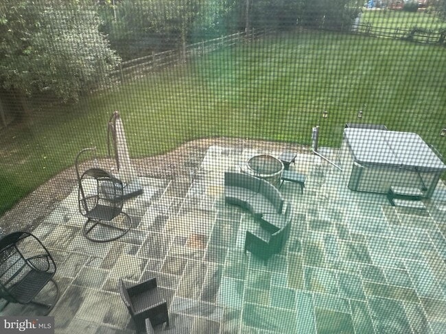 Foto del edificio - 4329 Morningwood Dr