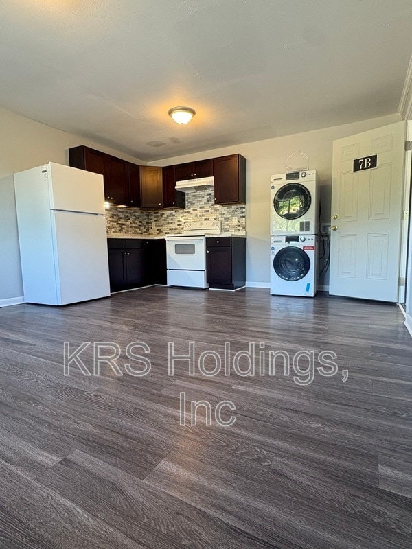 Building Photo - 6745 US-1