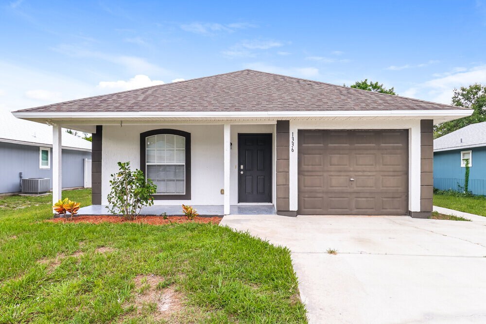 Foto principal - 1336 25th Ave SW