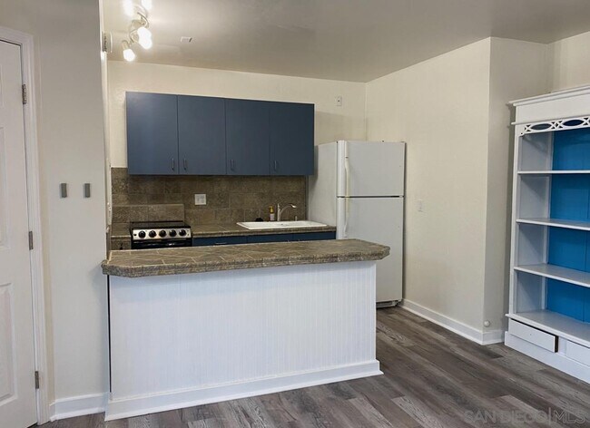 Foto del edificio - 2945 Highland Dr