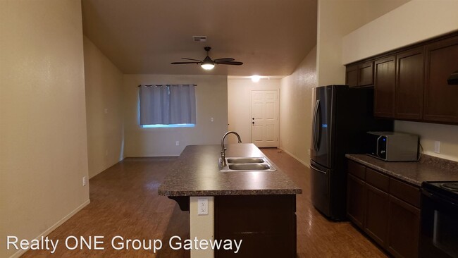 Building Photo - 2 br, 2 bath House - 9120 E 30th Pl