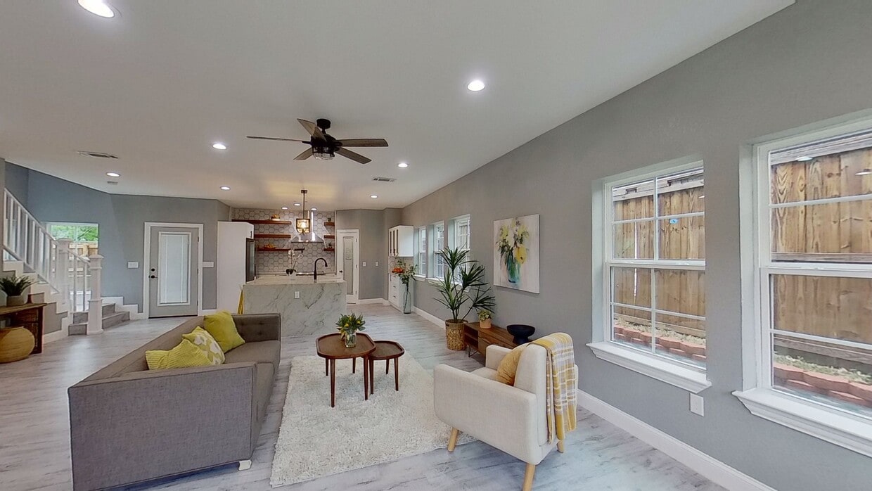 Photo - North Oak Cliff home 2 miles from Bishop A...