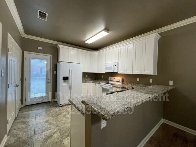 Foto del edificio - 31855 LA-16