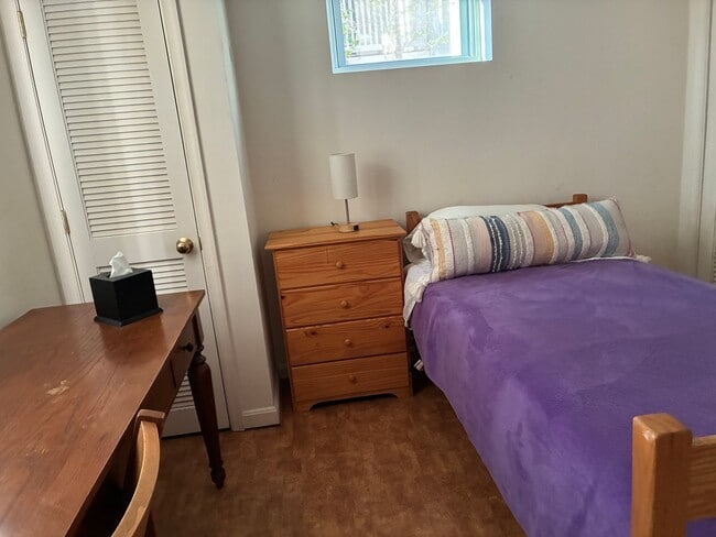 Photo - 2405 N Quintana St House