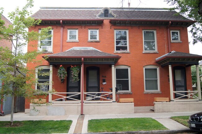 Foto del edificio - 10th and Emerson