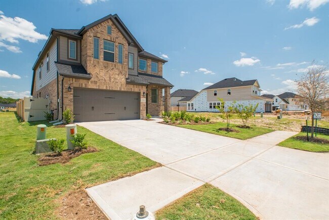 Foto del edificio - 17723 Tree of Heaven