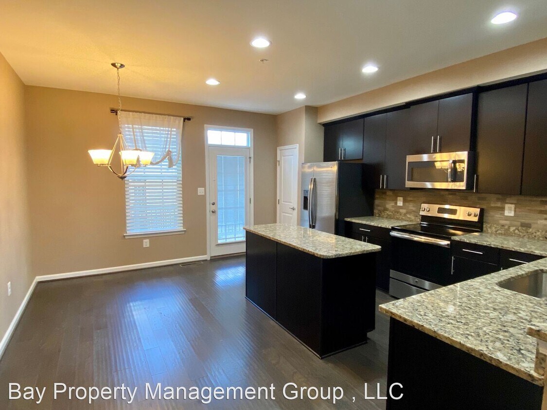 Foto principal - 2 br, 3.5 bath House - 806 S Macon St