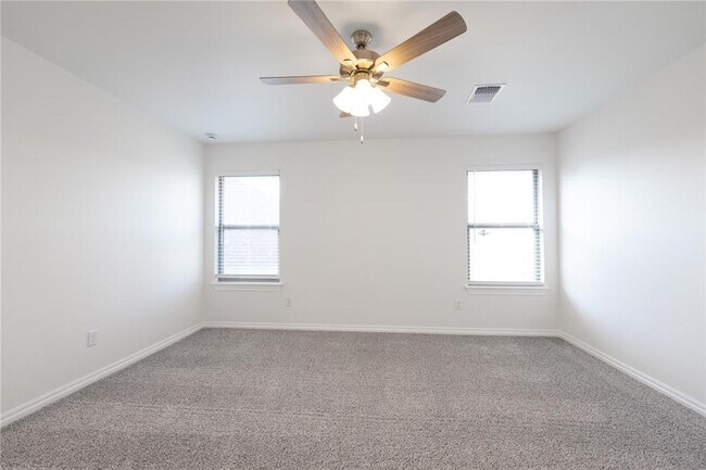 Foto del edificio - Brand New Taber Home + Norman + 3 Bedrooms...