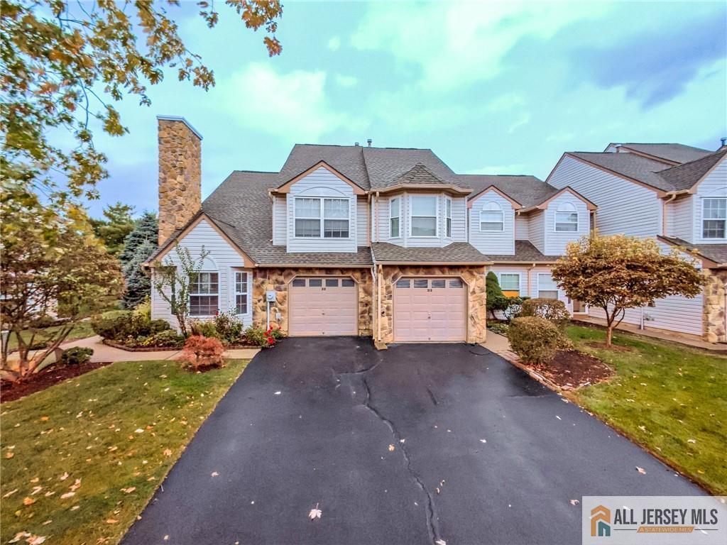 Foto principal - 312 Pegasus Rd