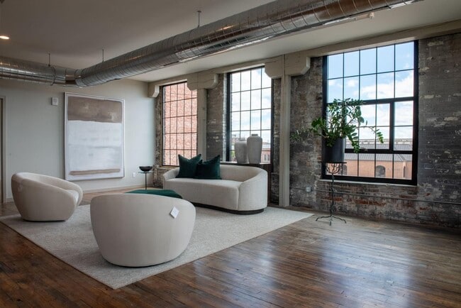 Building Photo - 116 N 3rd St