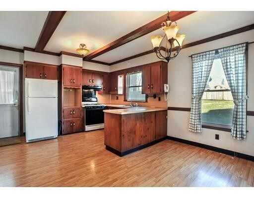 Building Photo - 49 S Central Ave