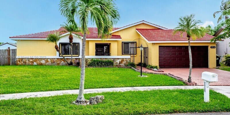 Primary Photo - 7910 SW 204th St