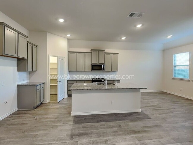 Foto del edificio - 11208 Shady Mdws Wy