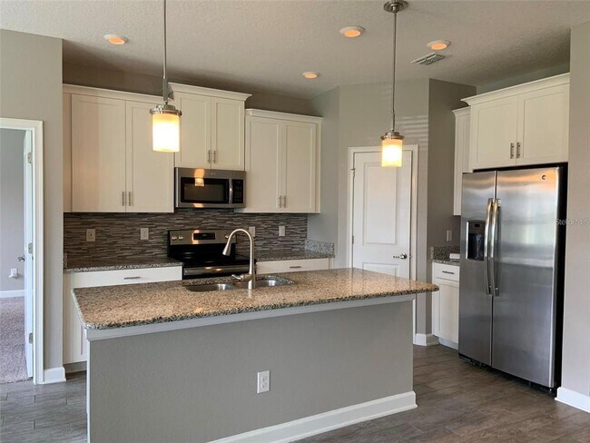 Foto del edificio - 2877 Youngford St