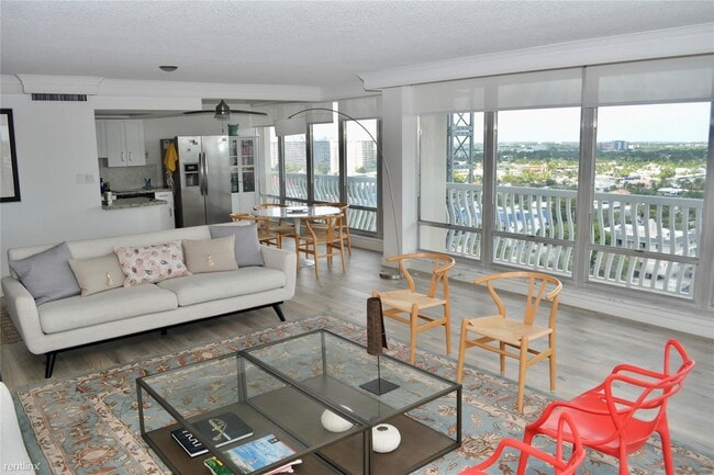 Building Photo - 2 br, 2 bath Condo - 4020 Galt Ocean Dr Ap...