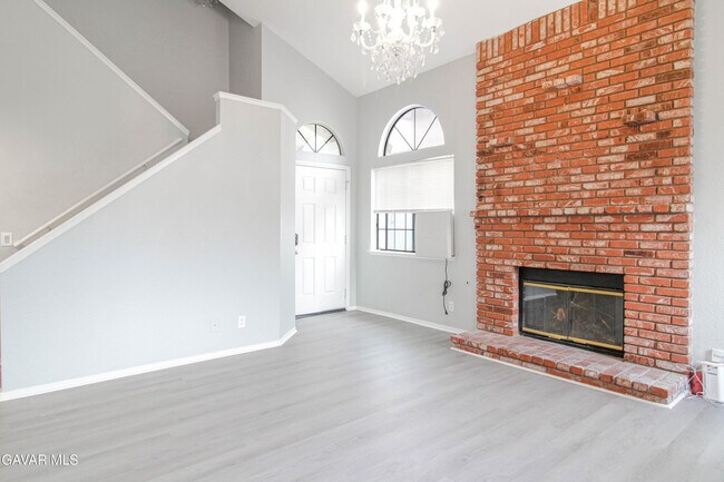 Foto del edificio - 45809 Evelyn Ct