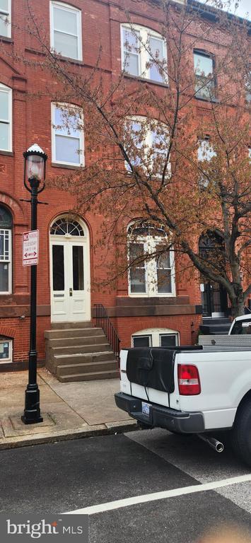 Primary Photo - 1809 Madison Ave
