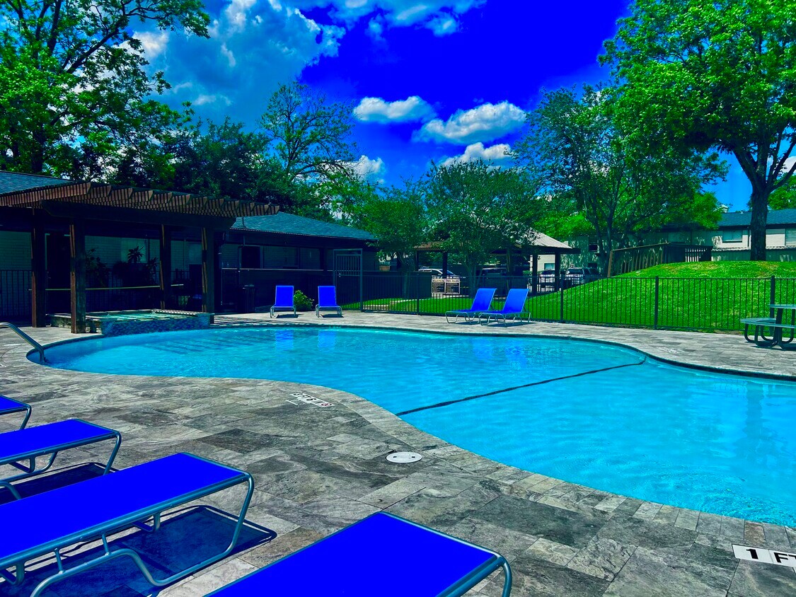 Campbell Grove Apartments 1515 Campbell Rd Houston, TX Apartments for Rent in Houston