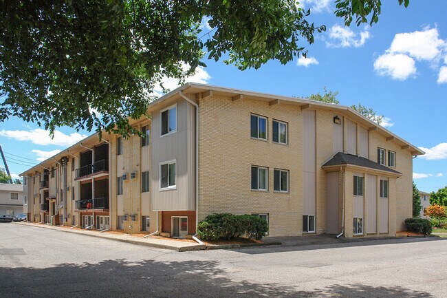 Snapshot of Apartments For Rent Near Public Park