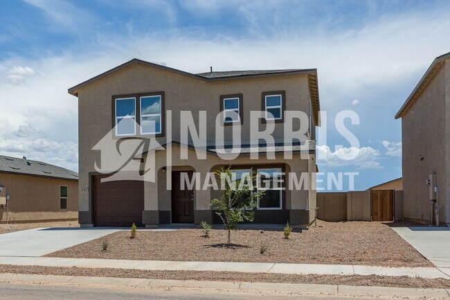 Building Photo - Large Home in Coolidge