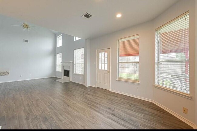 Foto del edificio - 14202 Anson Grove Ln
