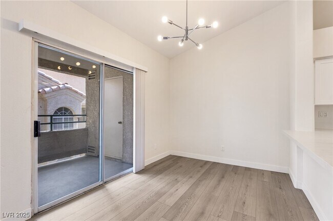 Foto del edificio - 2251 Wigwam Pkwy