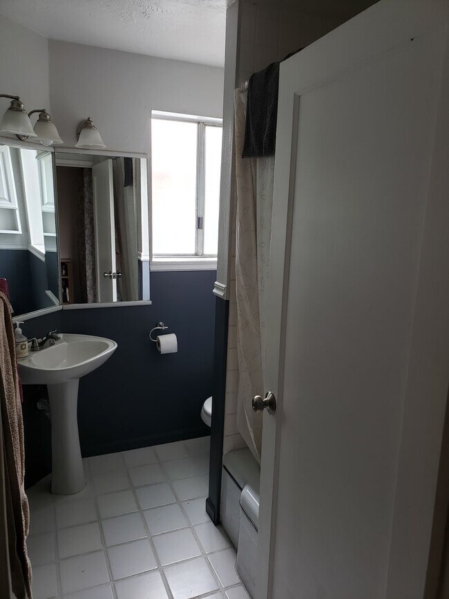 Foto del edificio - Charming 3 bed/ 2 bath Home