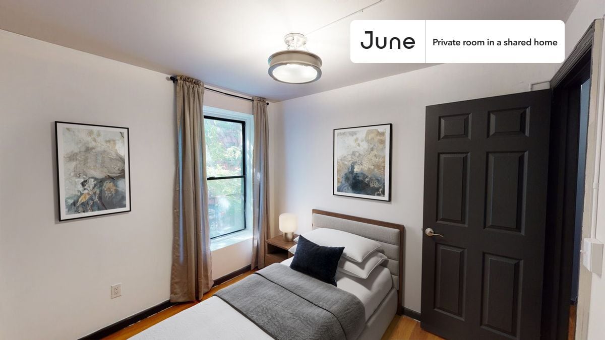 Private bedroom in 4 bed/3 bath Home - Private bedroom in 4 bed/3 bath Home