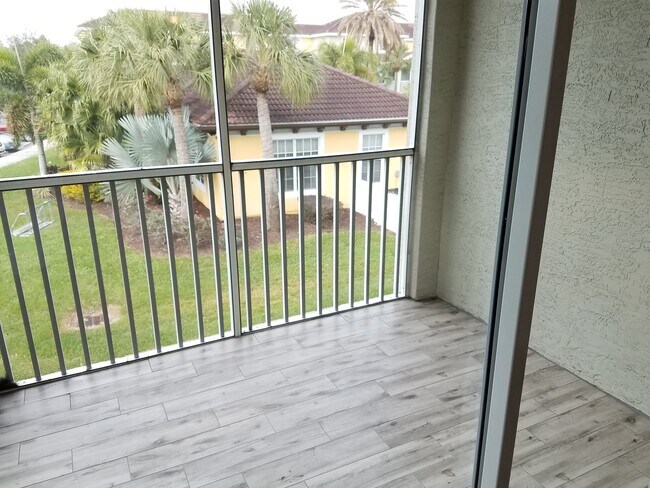 Foto del edificio - 5692 Bentgrass Dr