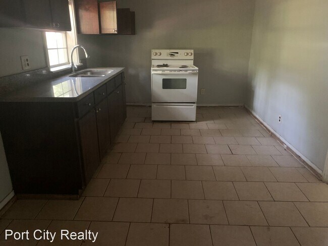 Building Photo - 3 br, 1 bath House - 7324 Golden Meadows Road