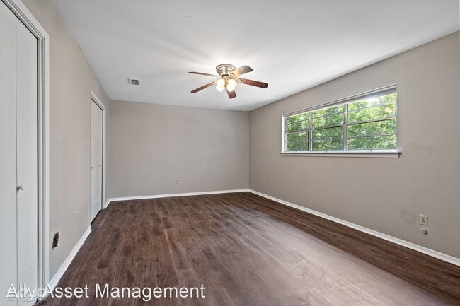 Building Photo - 5 br, 2 bath House - 867 Belden