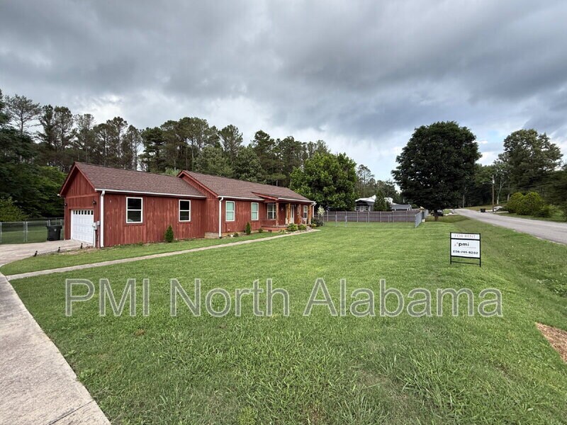 Building Photo - 314 Neal Dr