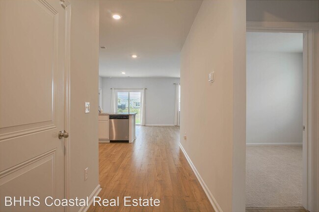 Building Photo - 3 br, 2 bath House - 2636 Orion Loop