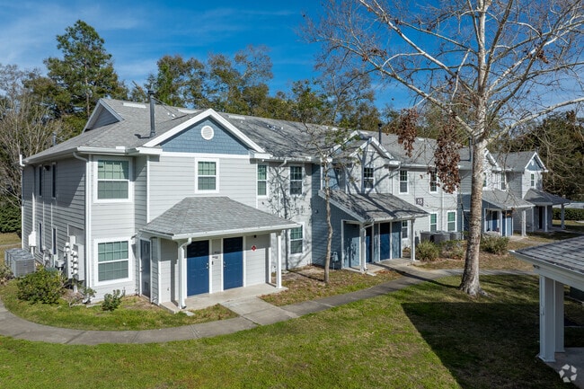 Building Photo - Harbor Cove