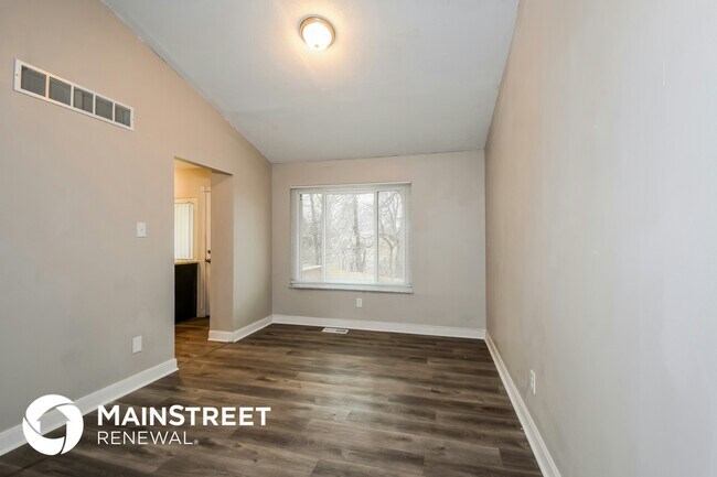 Foto del edificio - 5364 Trailview Dr