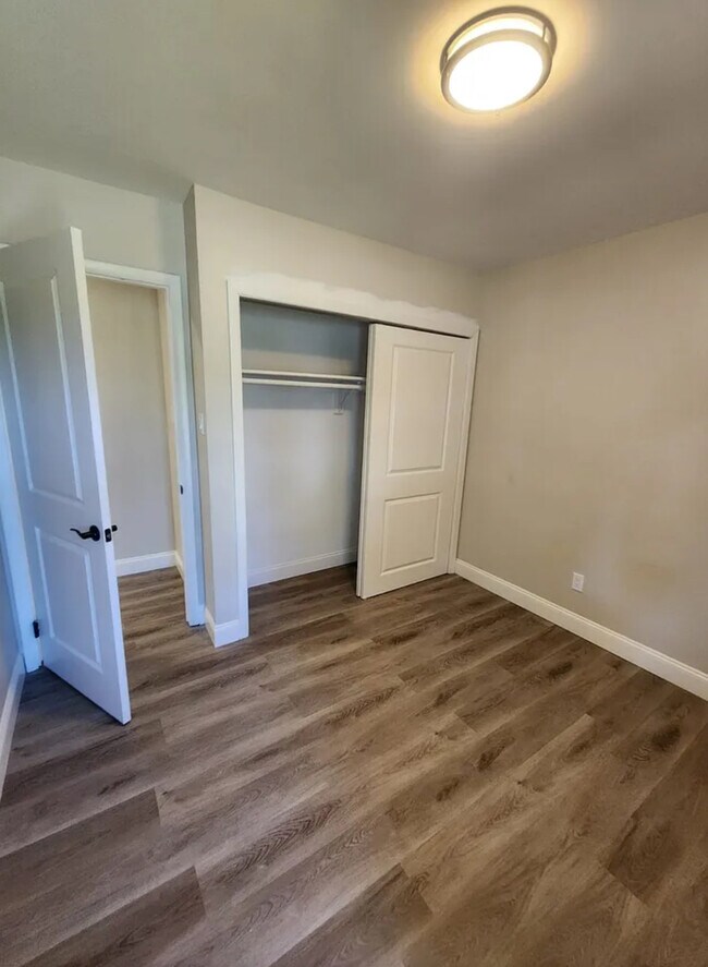 Foto del edificio - 133 Windward Dr