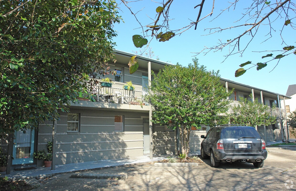 1111 Felicity St, New Orleans, LA 70130 Apartments in New Orleans, LA