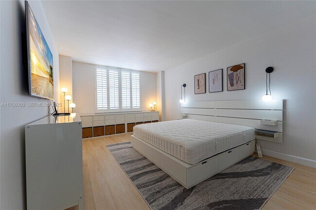 Foto del edificio - 3725 S Ocean Dr