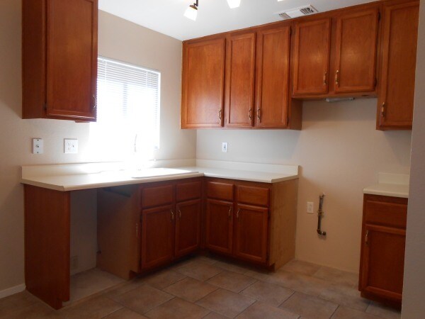 Building Photo - 8620 Lyla Rae Cir