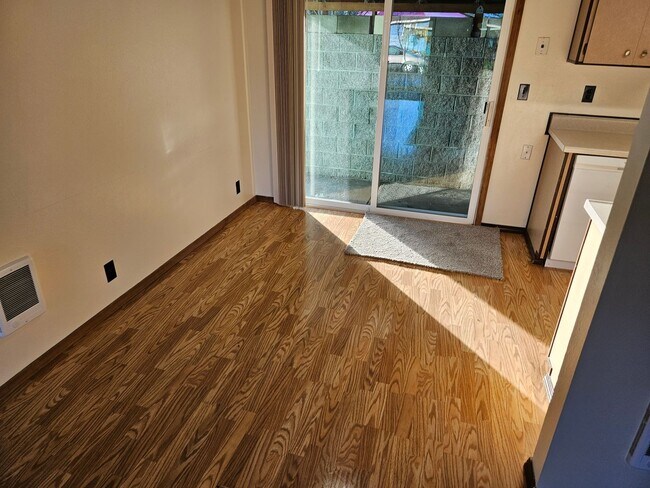 Foto del edificio - 677n52