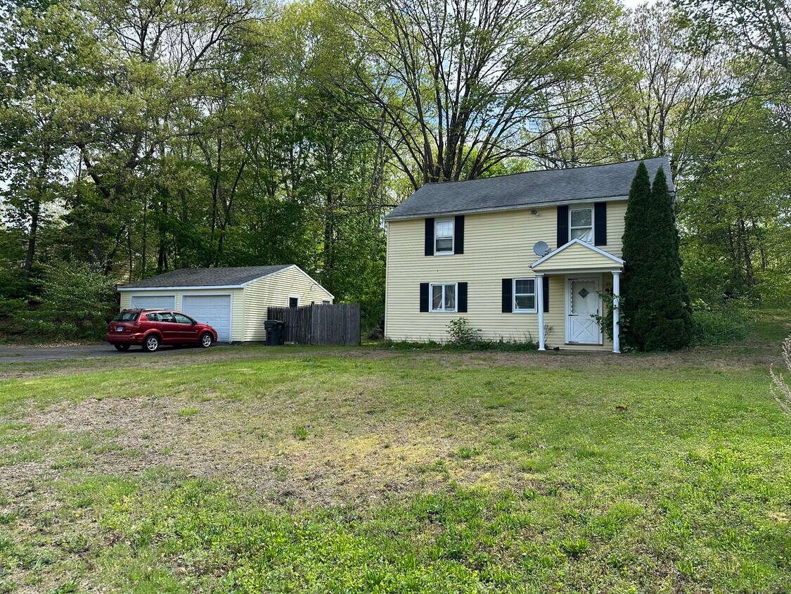 15 Buckley Ln, Prospect, CT 06712 House Rental in Prospect, CT