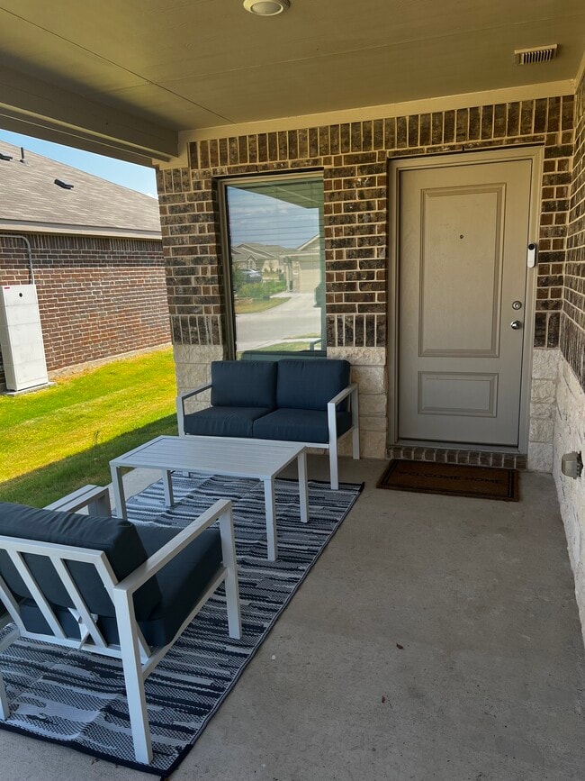 Front Porch - 15136 Tejano St