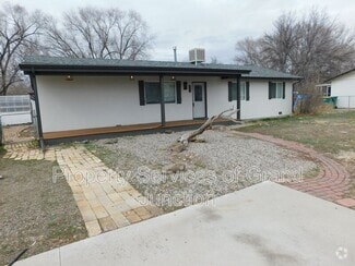 Building Photo - 317 N Coulson St