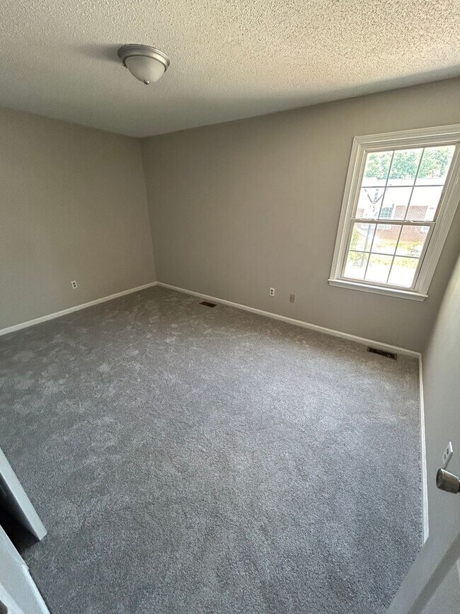 Foto del edificio - 102 Bruce St